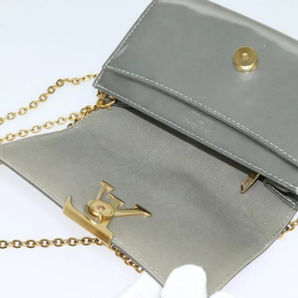 LOUIS VUITTON Vernis Pochette Louise PM Clutch Bag Silver LV Auth - Picture 13 of 16
